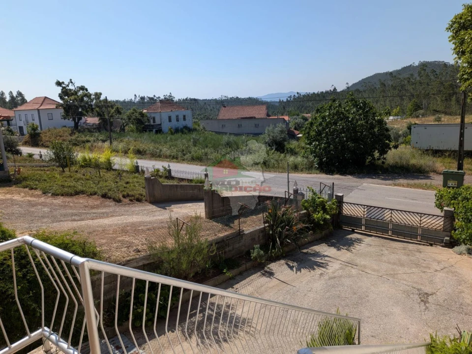 Moradia T4 para Venda em Cernache do Bonjardim, Nesperal e Palhais Foto 32