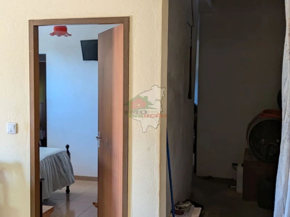Moradia T4 para Venda em Cernache do Bonjardim, Nesperal e Palhais Foto 9