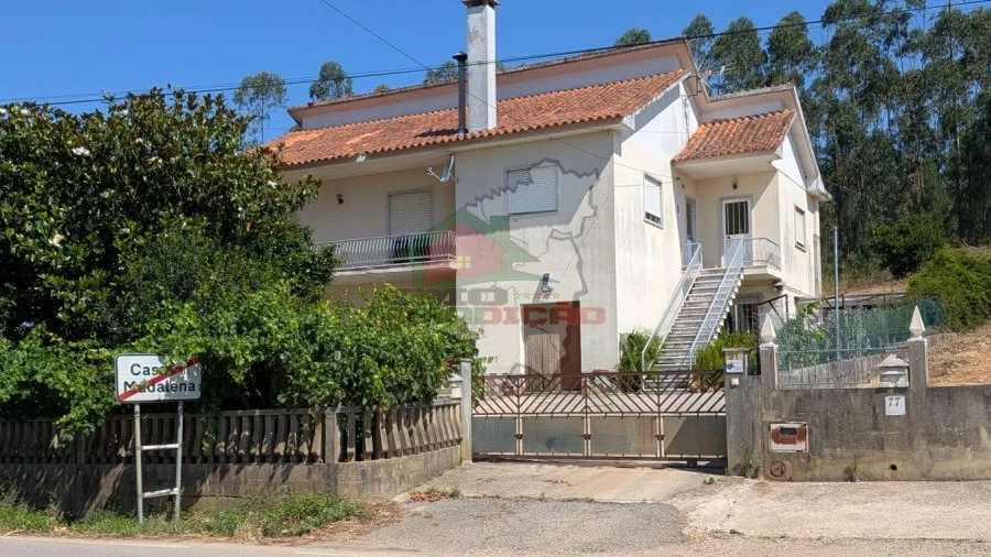 Moradia T4 para Venda em Cernache do Bonjardim, Nesperal e Palhais