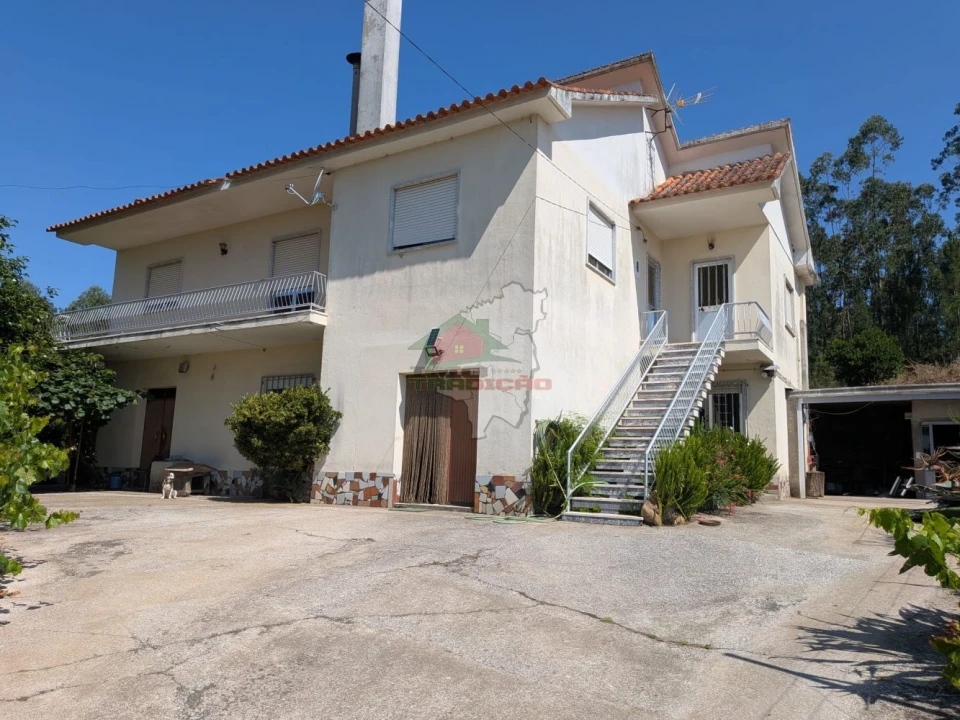Moradia T4 para Venda em Cernache do Bonjardim, Nesperal e Palhais Foto 2