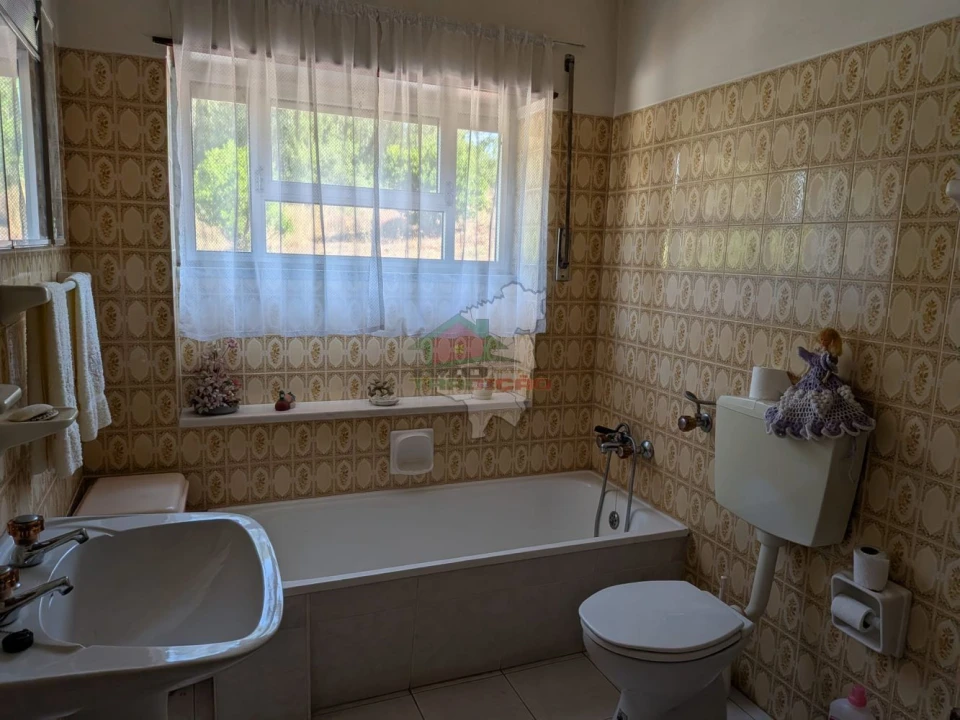 Moradia T4 para Venda em Cernache do Bonjardim, Nesperal e Palhais Foto 39