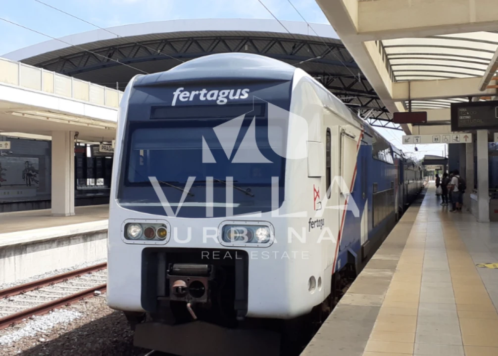 Moradia T4 para Venda em Charneca de Caparica e Sobreda Foto 22