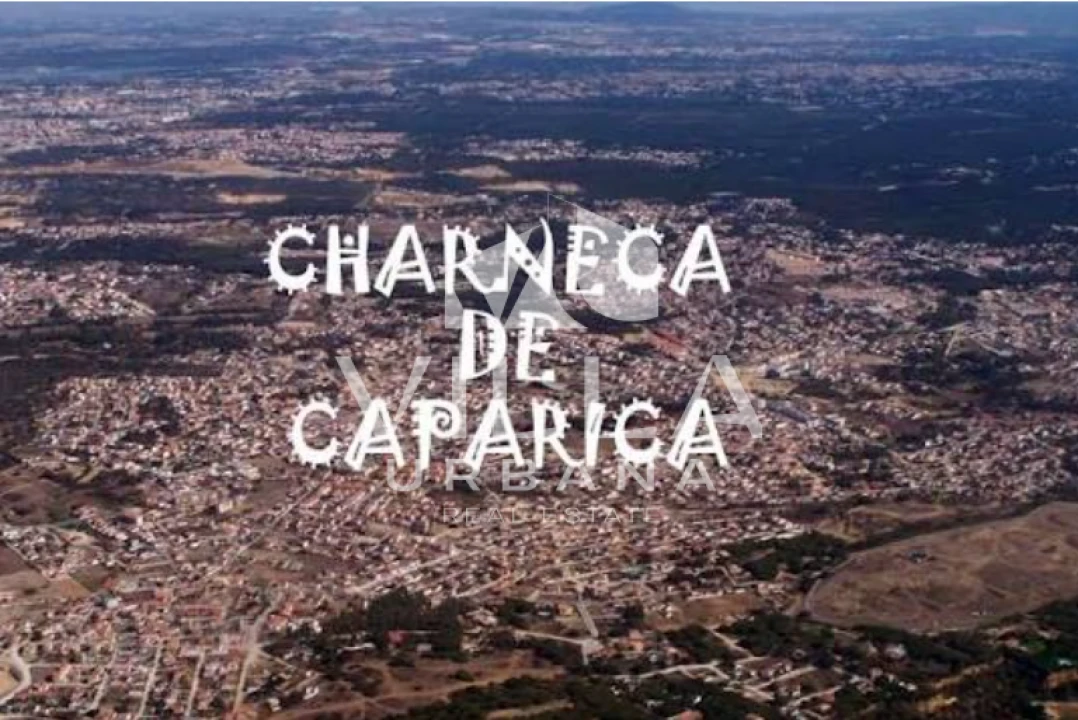 Moradia T4 para Venda em Charneca de Caparica e Sobreda Foto 12
