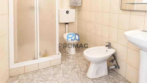 Moradia T6 para Venda em São Martinho de Mouros