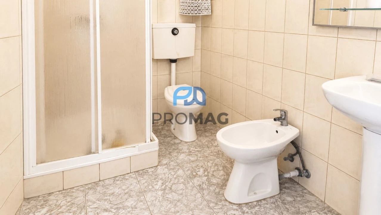 Moradia T6 para Venda em São Martinho de Mouros Foto 35