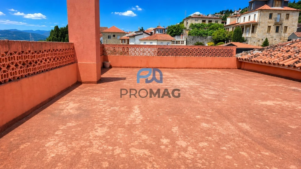 Moradia T6 para Venda em São Martinho de Mouros Foto 40