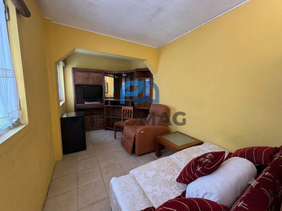Moradia T4 para Venda em Vilar de Andorinho Foto 9