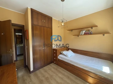 Apartamento T3 para Venda em Amarante (São Gonçalo), Madalena, Cepelos e Gatão