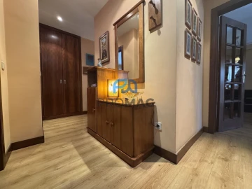 Apartamento T3 para Venda em Amarante (São Gonçalo), Madalena, Cepelos e Gatão