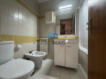 Apartamento T3 para Venda em Amarante (São Gonçalo), Madalena, Cepelos e Gatão