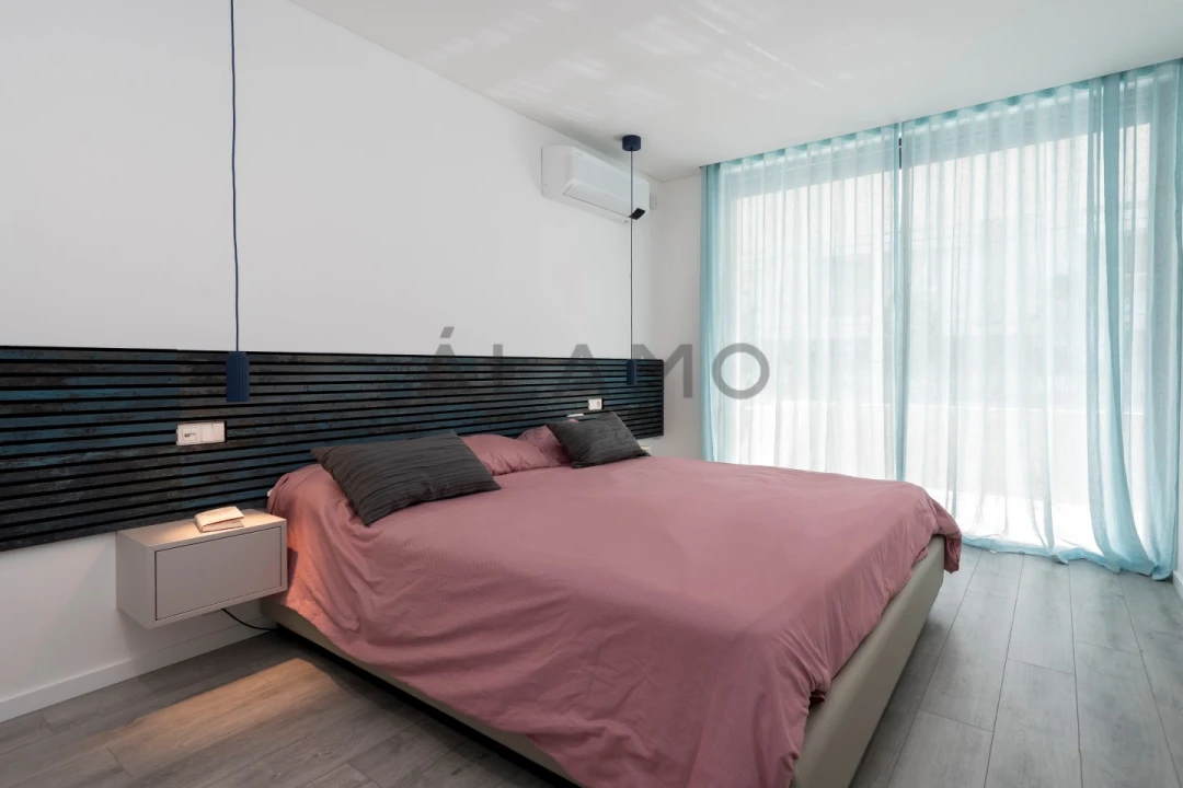 Apartamento T1 para Venda em Olhão Foto 11