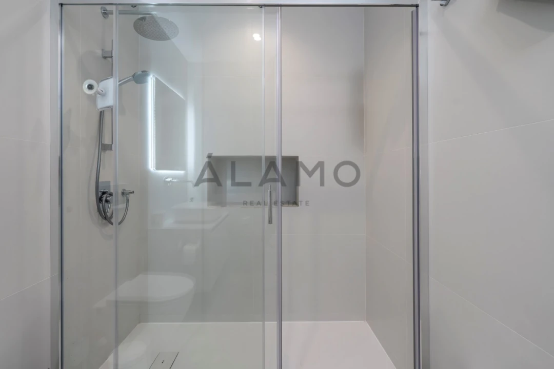Apartamento T1 para Venda em Olhão Foto 18