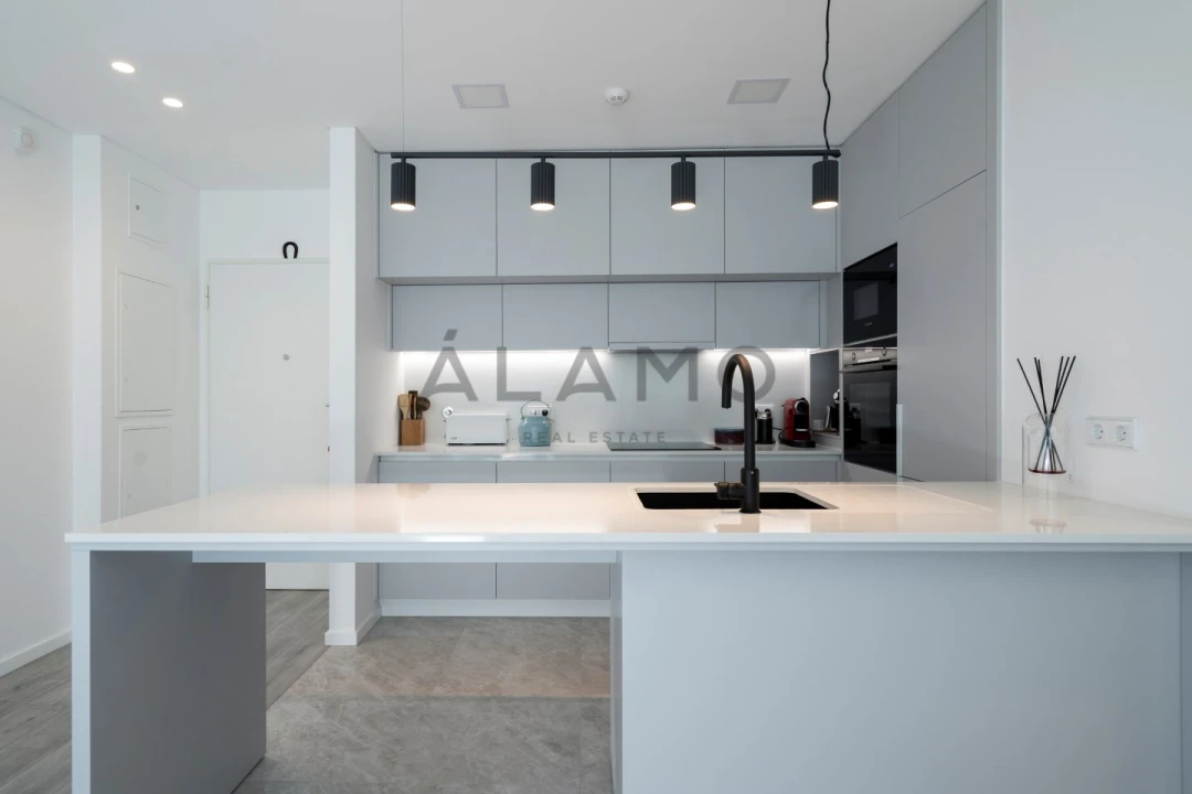 Apartamento T1 para Venda em Olhão Foto 8