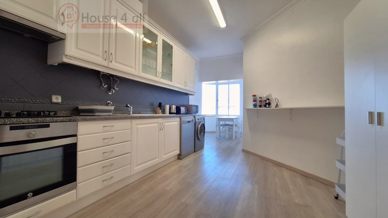 Quarto para Arrendamento em Nossa Senhora do Pópulo, Coto e São Gregório Foto 8