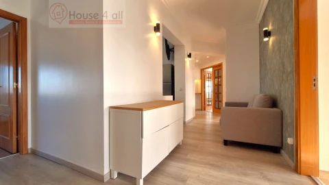 Quarto para Arrendamento em Nossa Senhora do Pópulo, Coto e São Gregório