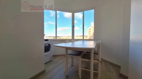 Quarto para Arrendamento em Nossa Senhora do Pópulo, Coto e São Gregório
