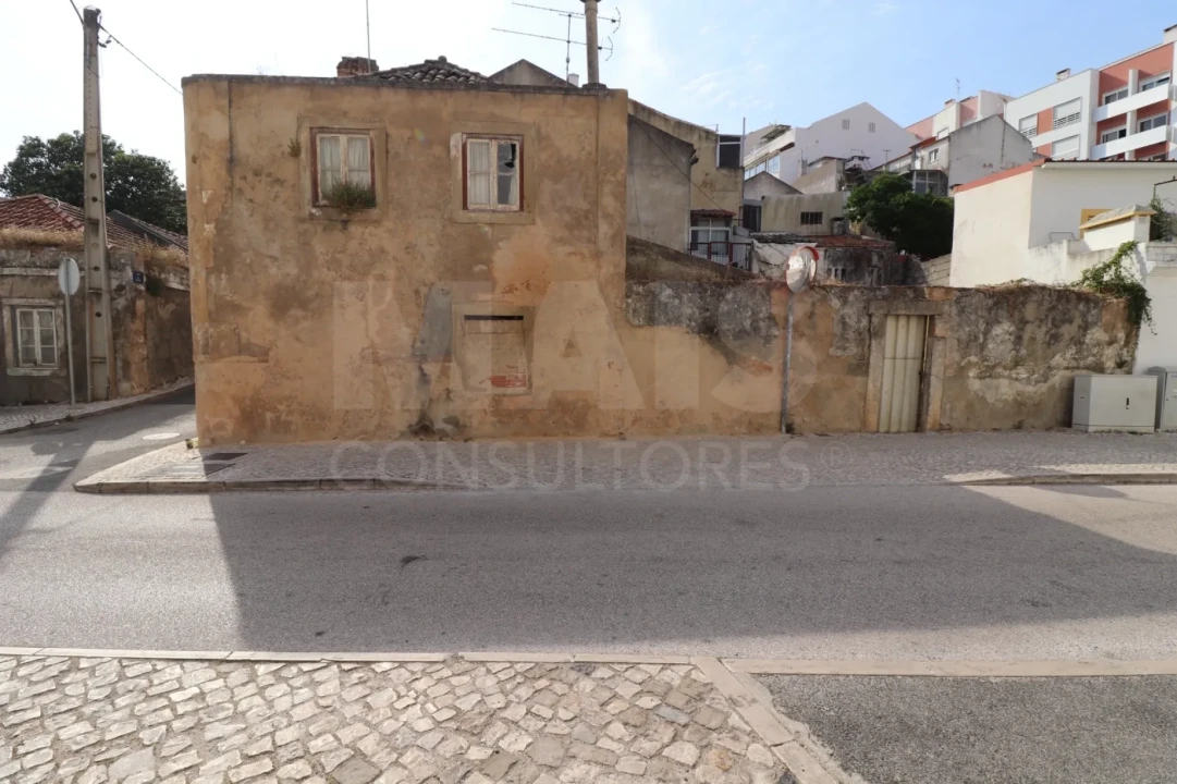 Prédio para Venda em Vila Franca de Xira Foto 4