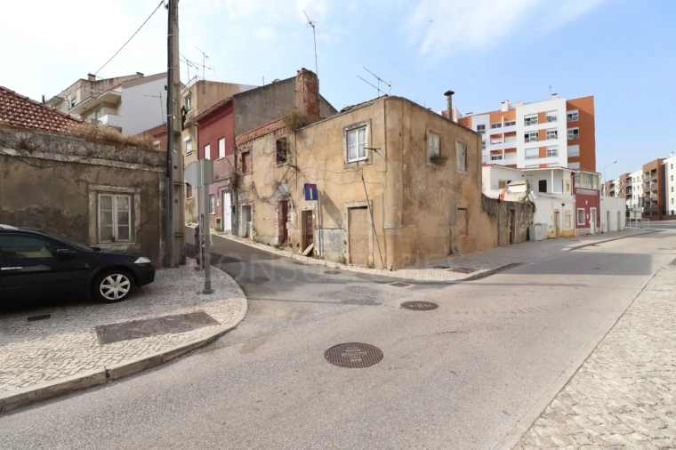 Prédio para Venda em Vila Franca de Xira Foto 2