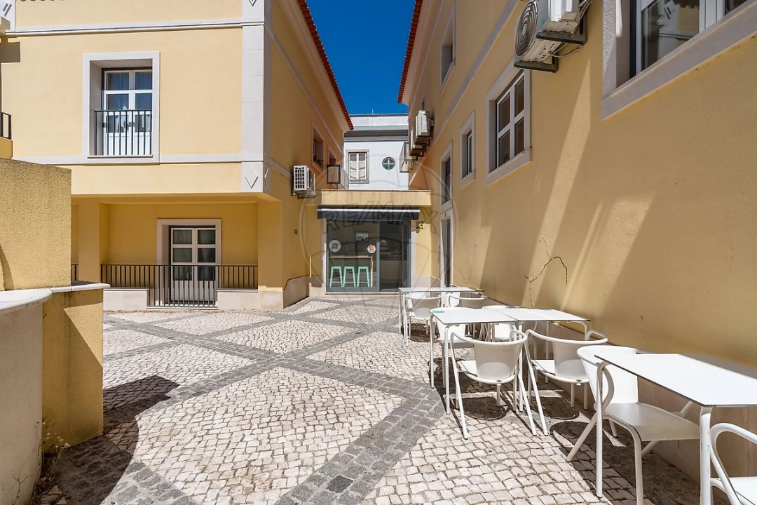 Loja para Venda em Azeitão (São Lourenço e São Simão) Foto 7