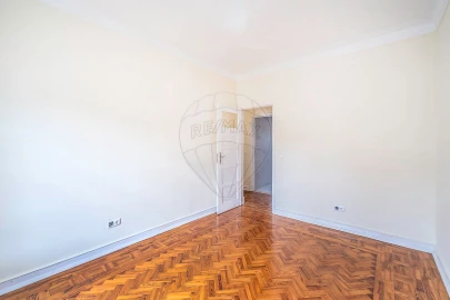 Apartamento T4 para Venda em Penha de França
