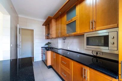 Apartamento T4 para Venda em Penha de França