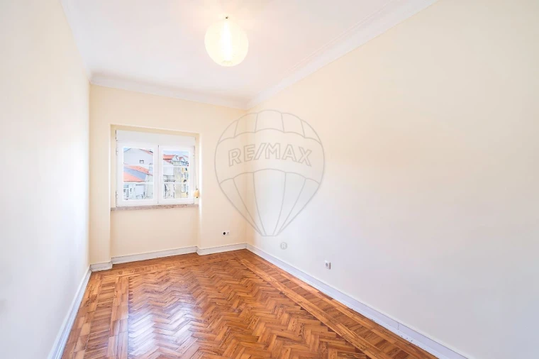 Apartamento T4 para Venda em Penha de França Foto 13