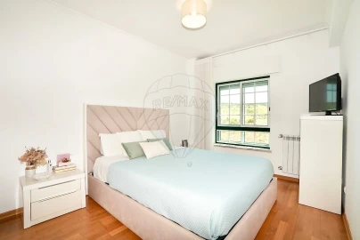 Apartamento T3 para Venda em Vialonga