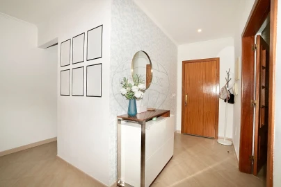 Apartamento T3 para Venda em Vialonga