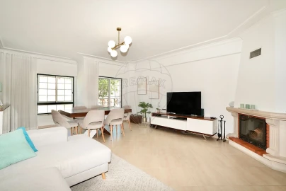 Apartamento T3 para Venda em Vialonga