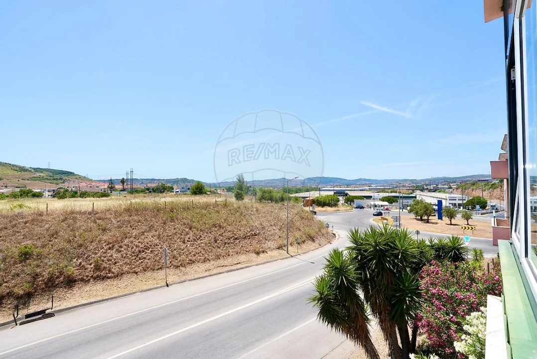 Apartamento T3 para Venda em Vialonga Foto 25