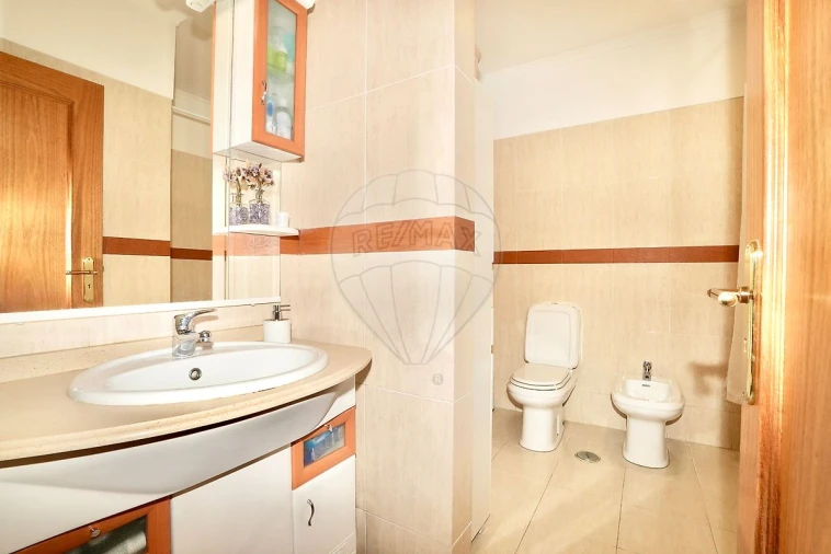 Apartamento T3 para Venda em Vialonga Foto 19
