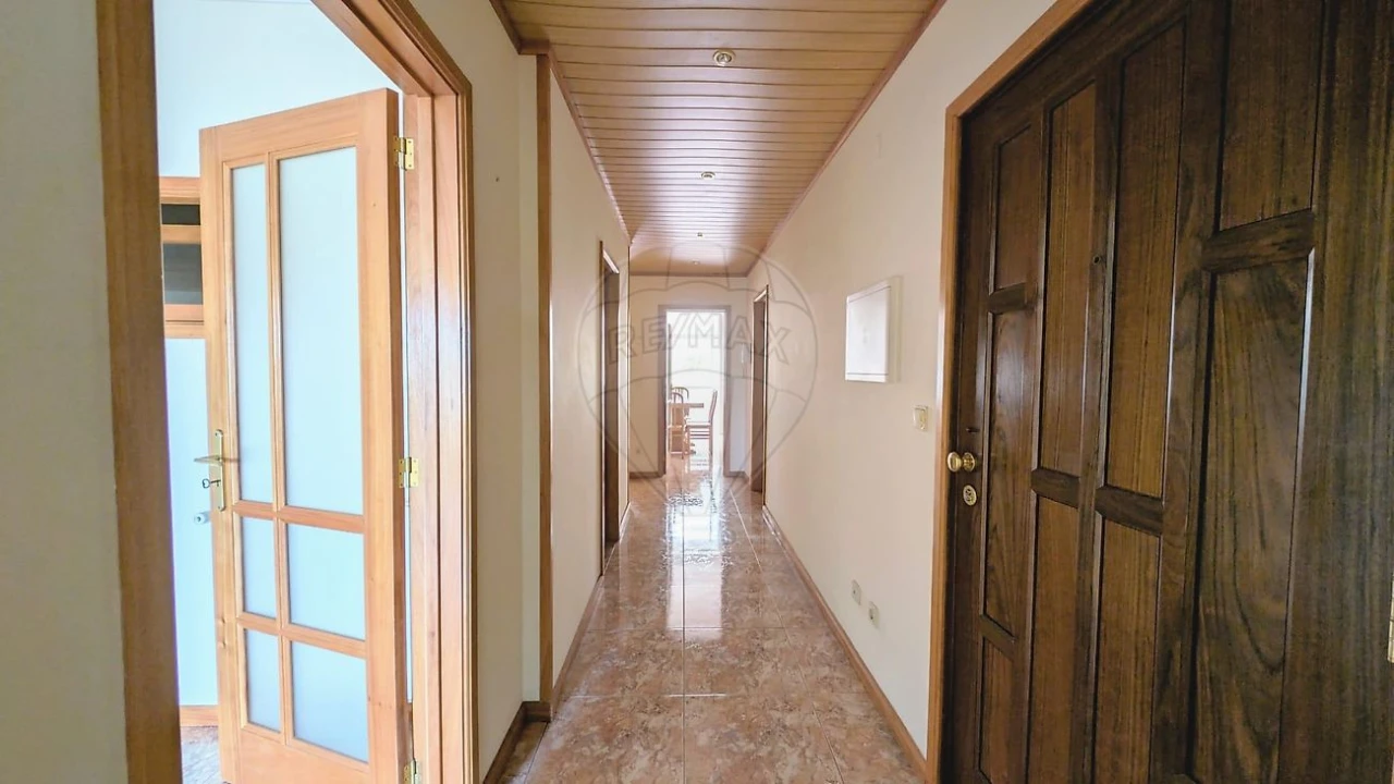 Apartamento T2 para Venda em Ovar, São João, Arada e São Vicente de Pereira Jusã Foto 1
