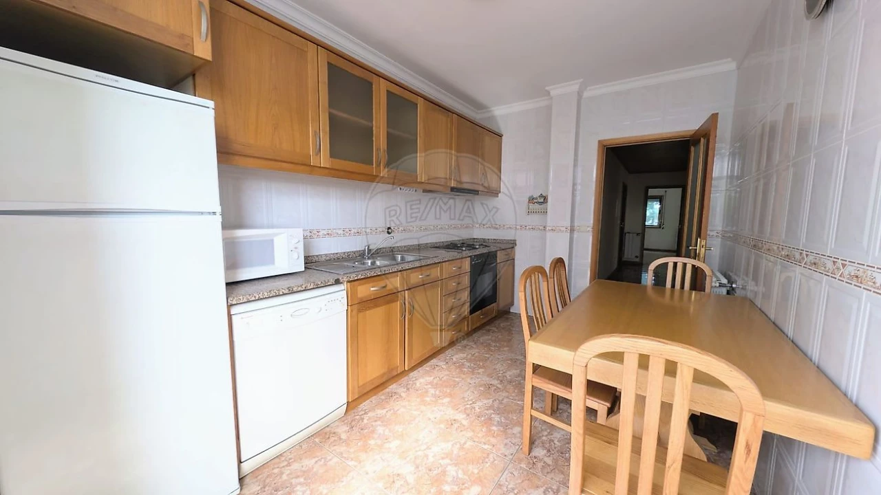 Apartamento T2 para Venda em Ovar, São João, Arada e São Vicente de Pereira Jusã Foto 4