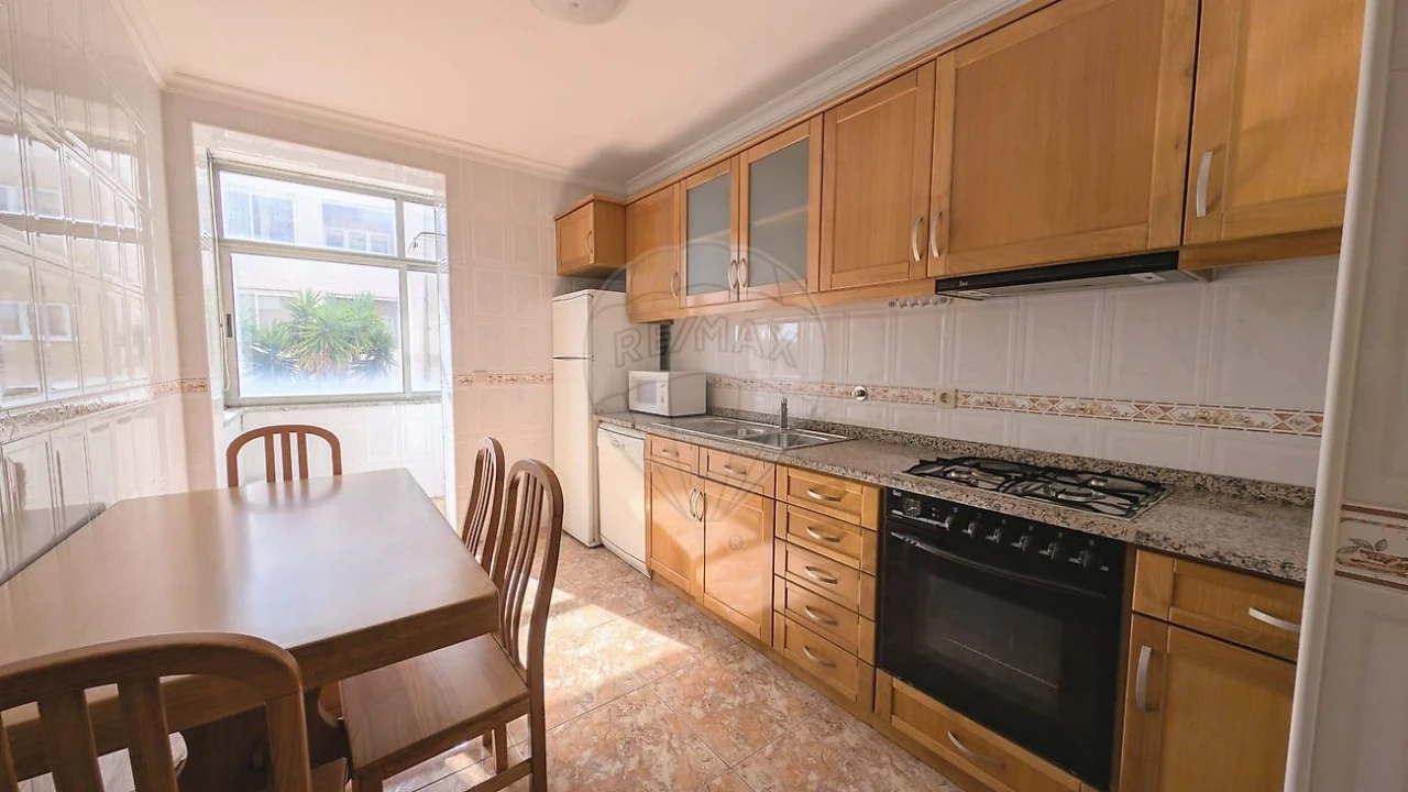 Apartamento T2 para Venda em Ovar, São João, Arada e São Vicente de Pereira Jusã Foto 3
