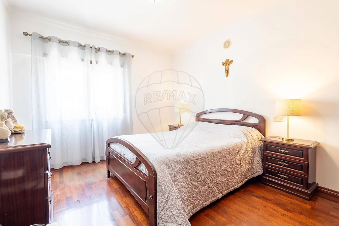 Apartamento T3 para Venda em Carregado e Cadafais Foto 17