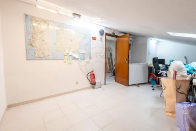 Apartamento T3 para Venda em Carregado e Cadafais
