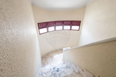 Apartamento T3 para Venda em Carregado e Cadafais