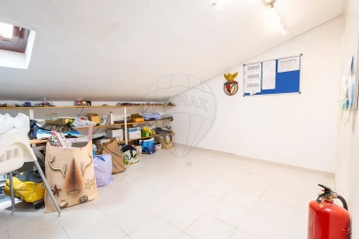 Apartamento T3 para Venda em Carregado e Cadafais