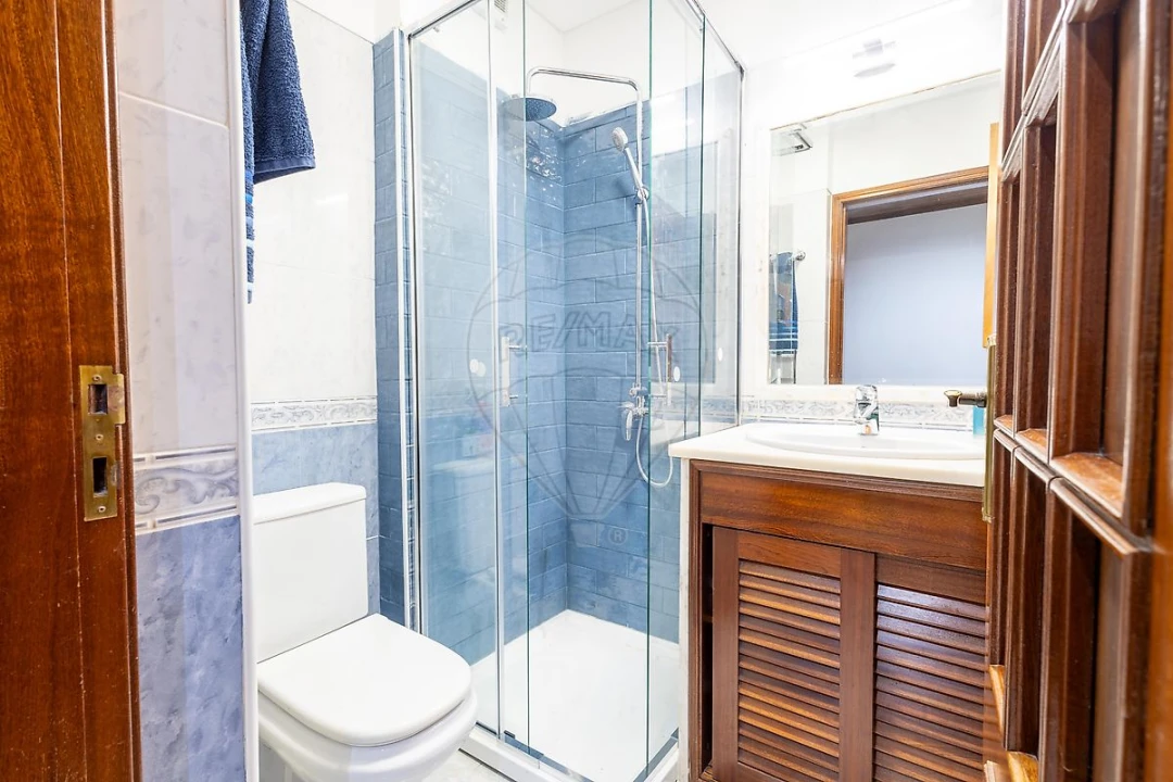 Apartamento T3 para Venda em Carregado e Cadafais Foto 12
