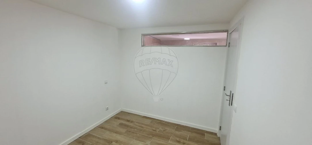 Moradia T2 para Arrendamento em Pedrouços Foto 6