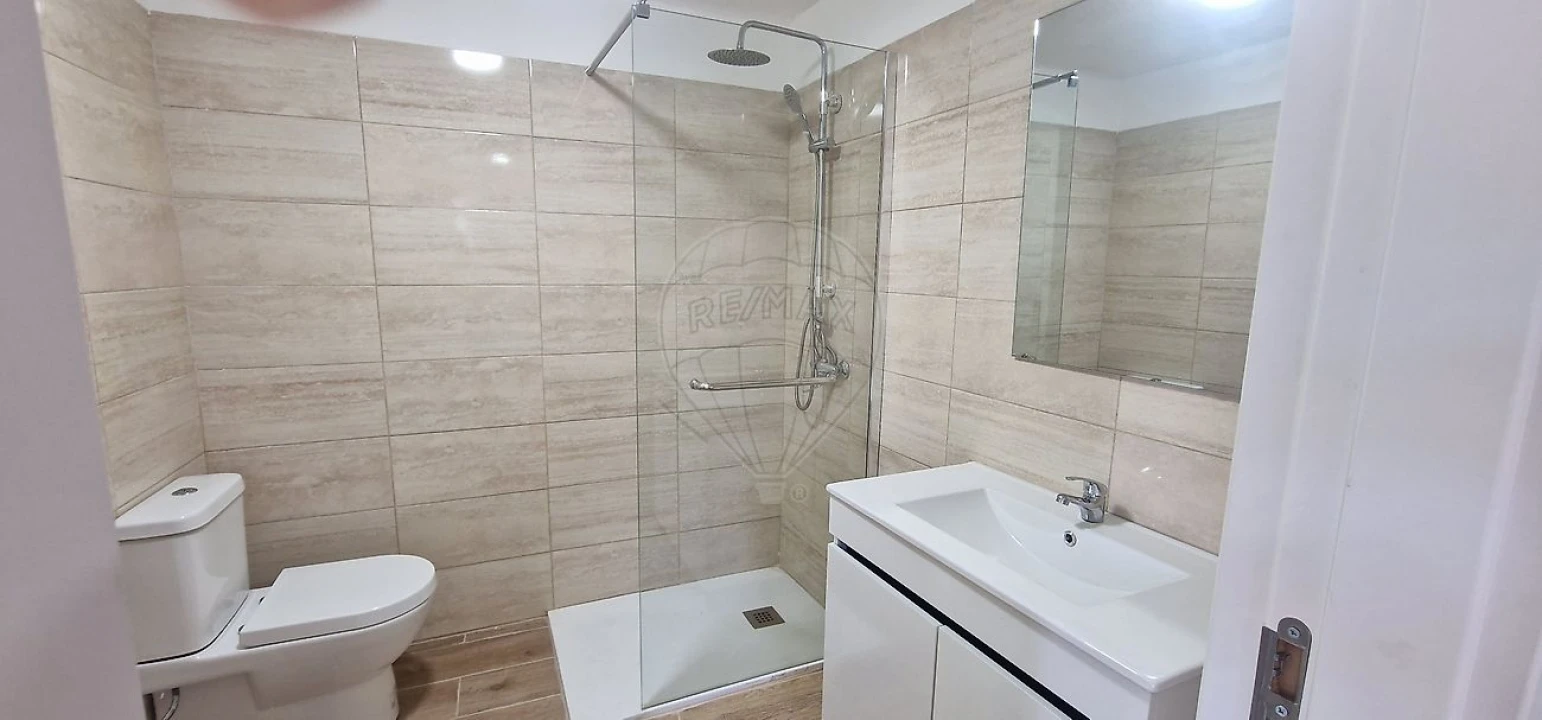 Moradia T2 para Arrendamento em Pedrouços Foto 7