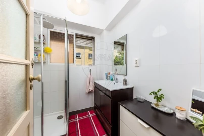 Apartamento T4 para Venda em Alvalade