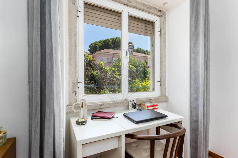 Apartamento T4 para Venda em Alvalade Foto 31