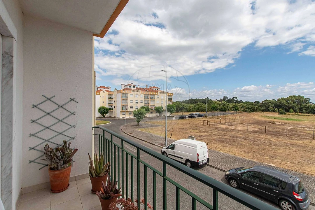 Apartamento T2 para Venda em Cartaxo e Vale da Pinta Foto 2