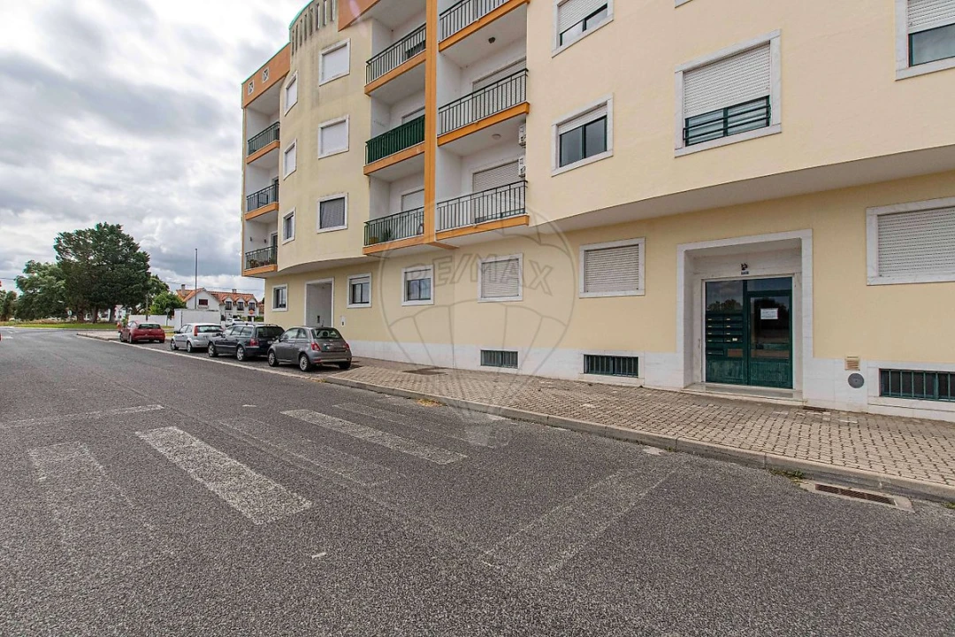 Apartamento T2 para Venda em Cartaxo e Vale da Pinta Foto 14