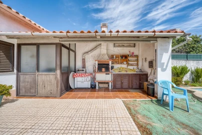 Moradia T3 para Venda em Aveiras de Baixo