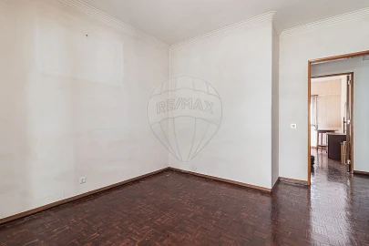 Apartamento T2 para Venda em Venteira