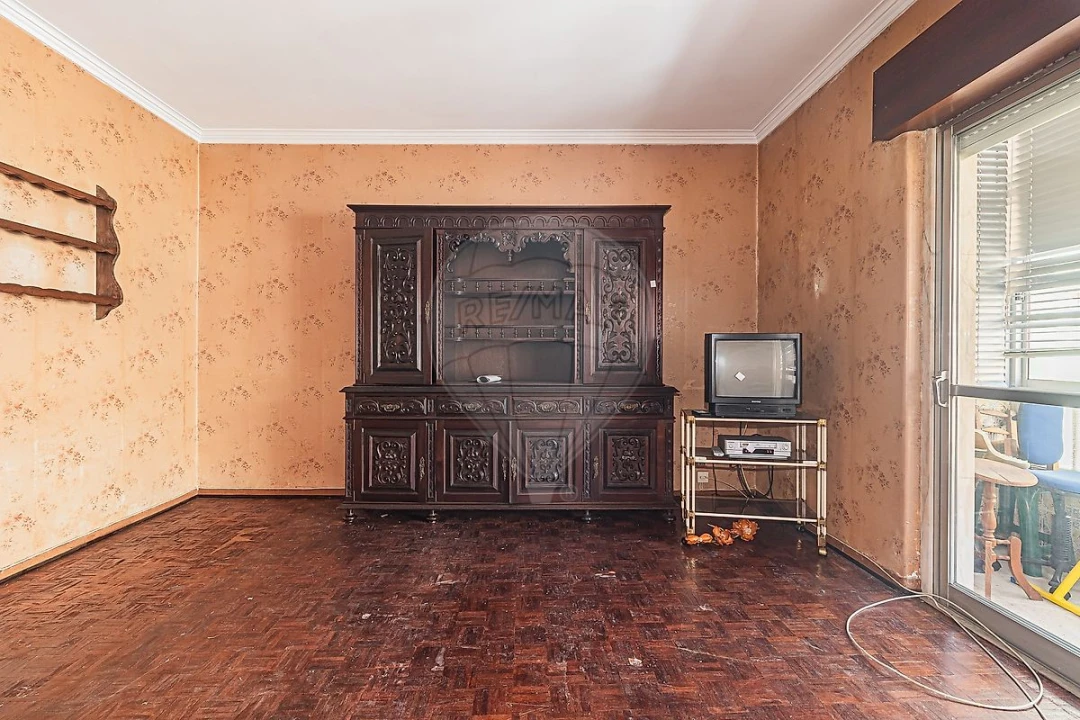 Apartamento T2 para Venda em Venteira Foto 10