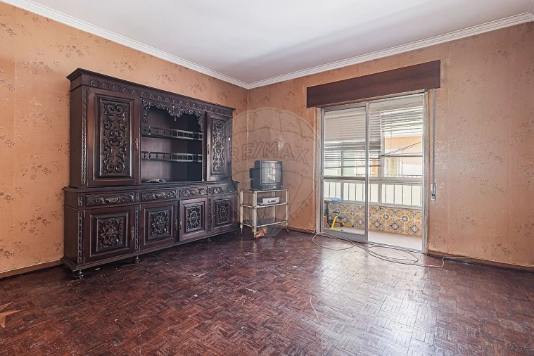 Apartamento T2 para Venda em Venteira Foto 23