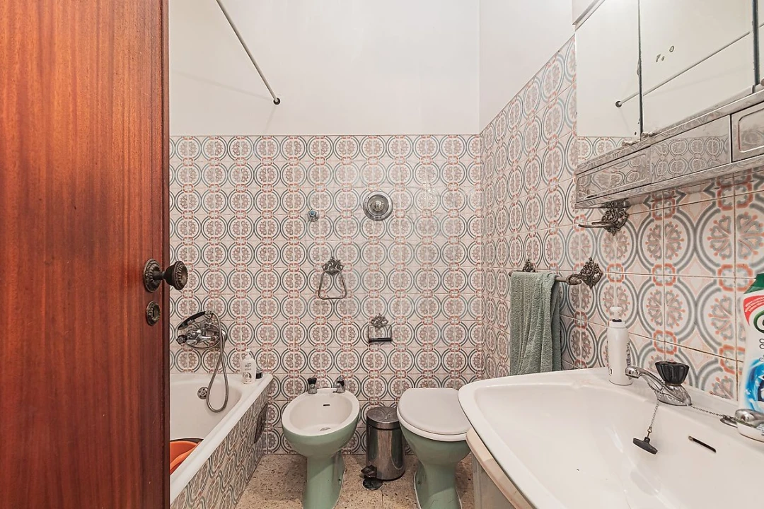Apartamento T2 para Venda em Venteira Foto 5